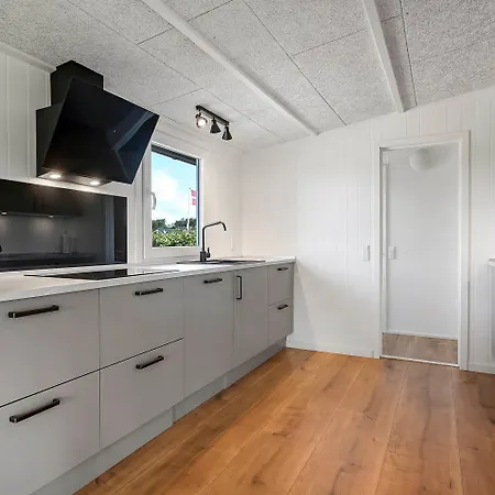 Nyrenoveret Traeferiehus Taet Ved Limfjorden Sj484 Casa de Férias *